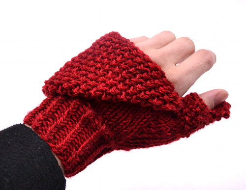 Crimson ConvertiMitts Free Knitting Pattern Expression