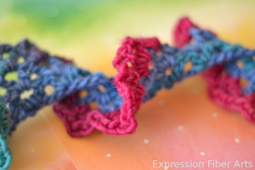 easy ruffly crochet scarf pattern for free