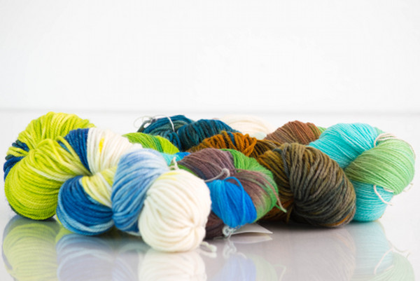  TEHETE 100% Cashmere Yarn for Crocheting 3-Ply Warm Soft  Luxurious Fuzzy Knitting Yarn (Grey) : Everything Else