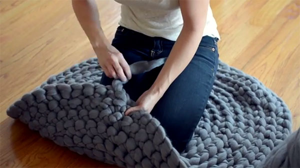 How To Crochet A Giant Circular Rug No Sew Expression Fiber Arts Positive Twist On Yarn