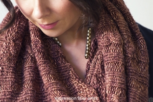 cabled coffee lovers knitted cowl pattern