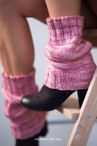 how to knit these scrunchable knitted leg warmers / boot toppers pattern