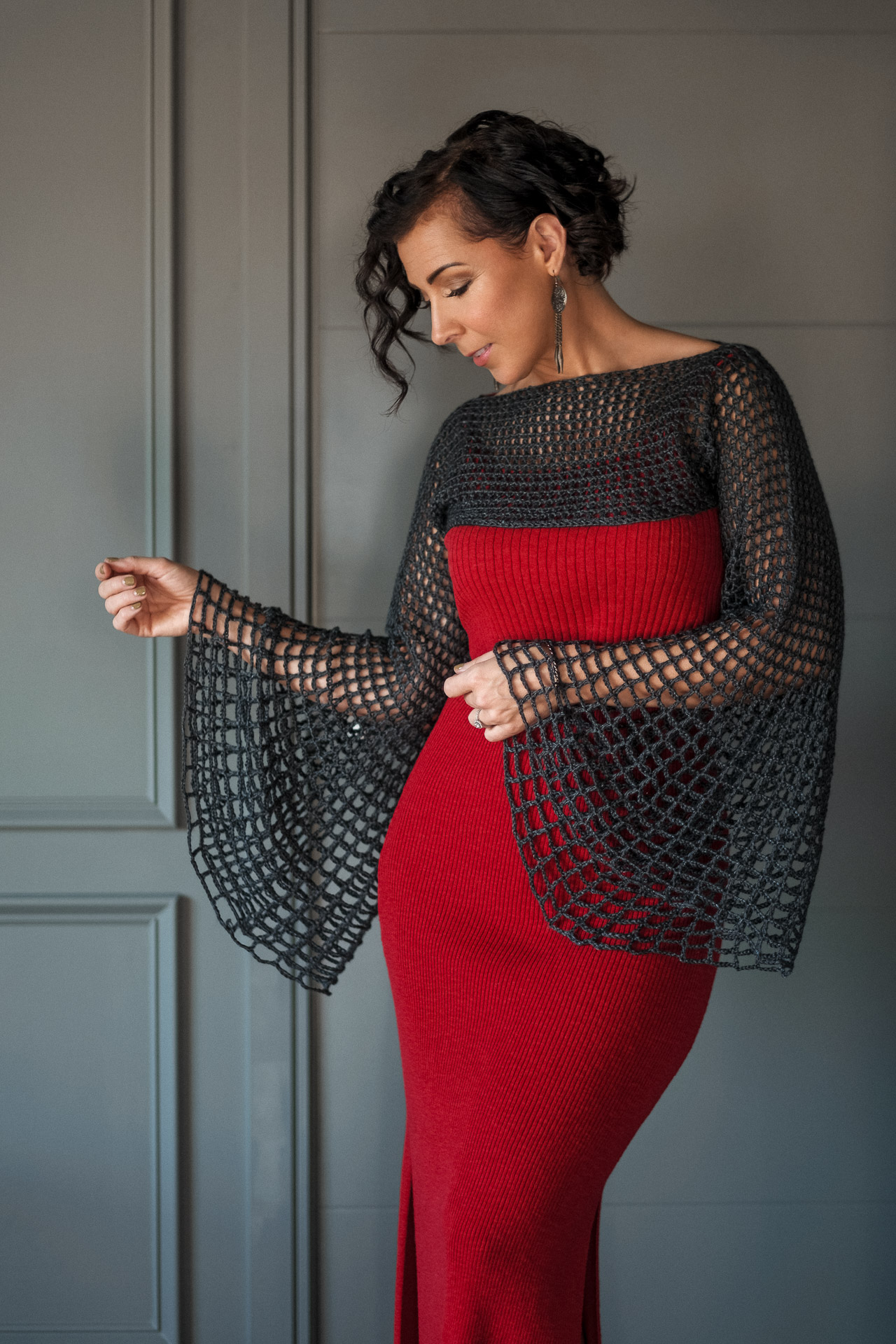 Crochet These Dramatic, Mesh Sleeves Today – Mogal – Expression Fiber Arts | A Positive Twist on Yarn